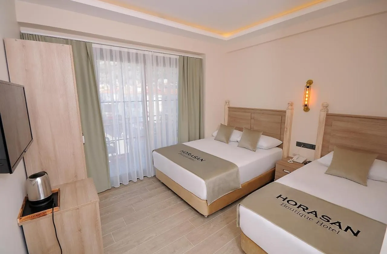 Horasan Hotel Çeşme Turquia
